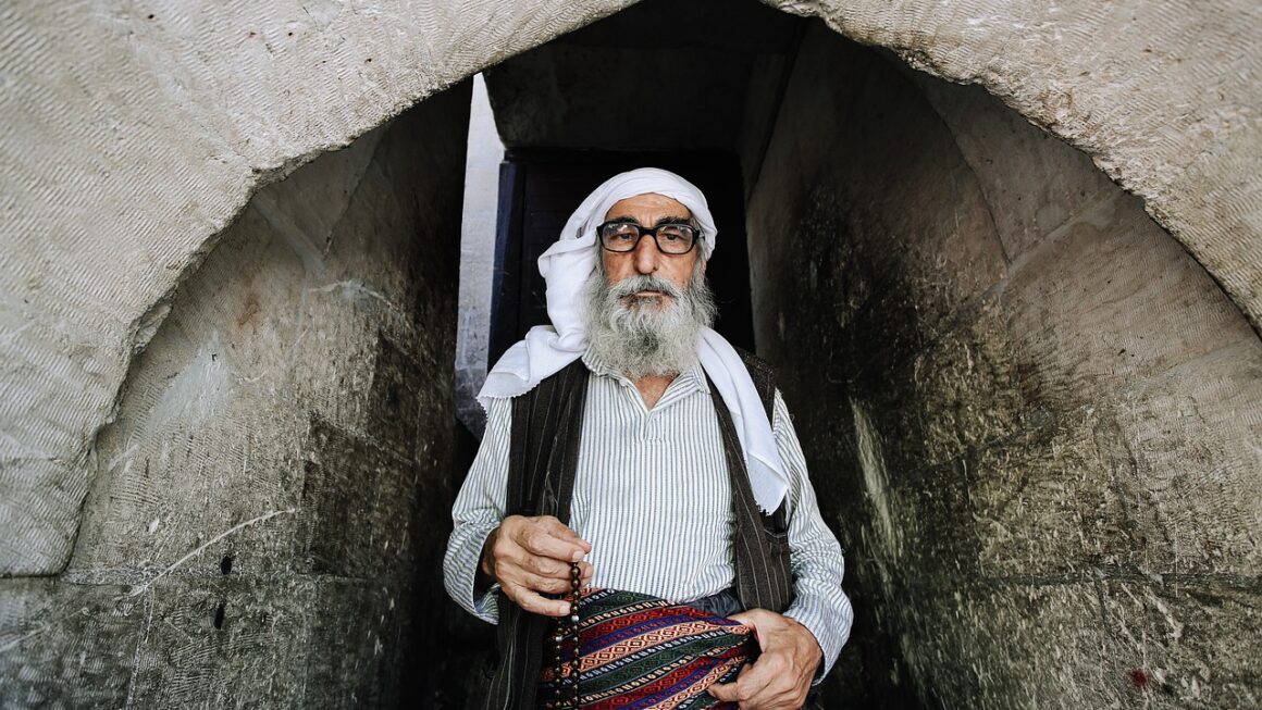 Orchestrating Independence: Senior Care Coordination Innovations