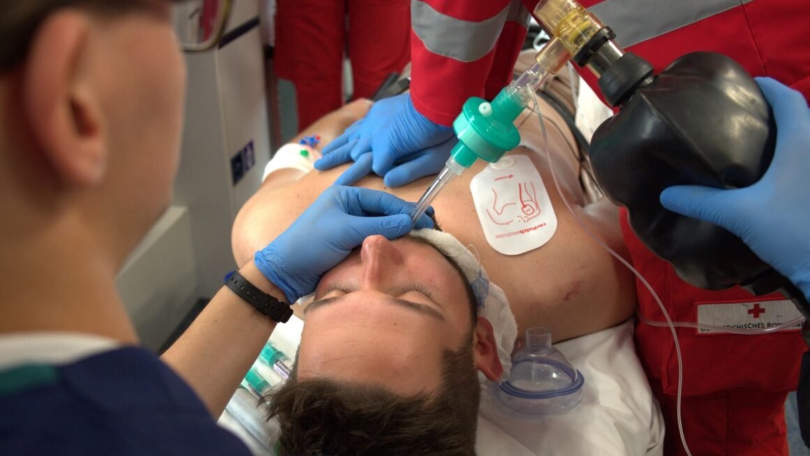 Decoding Healthcare: Enroll With Confidence, Not Confusion